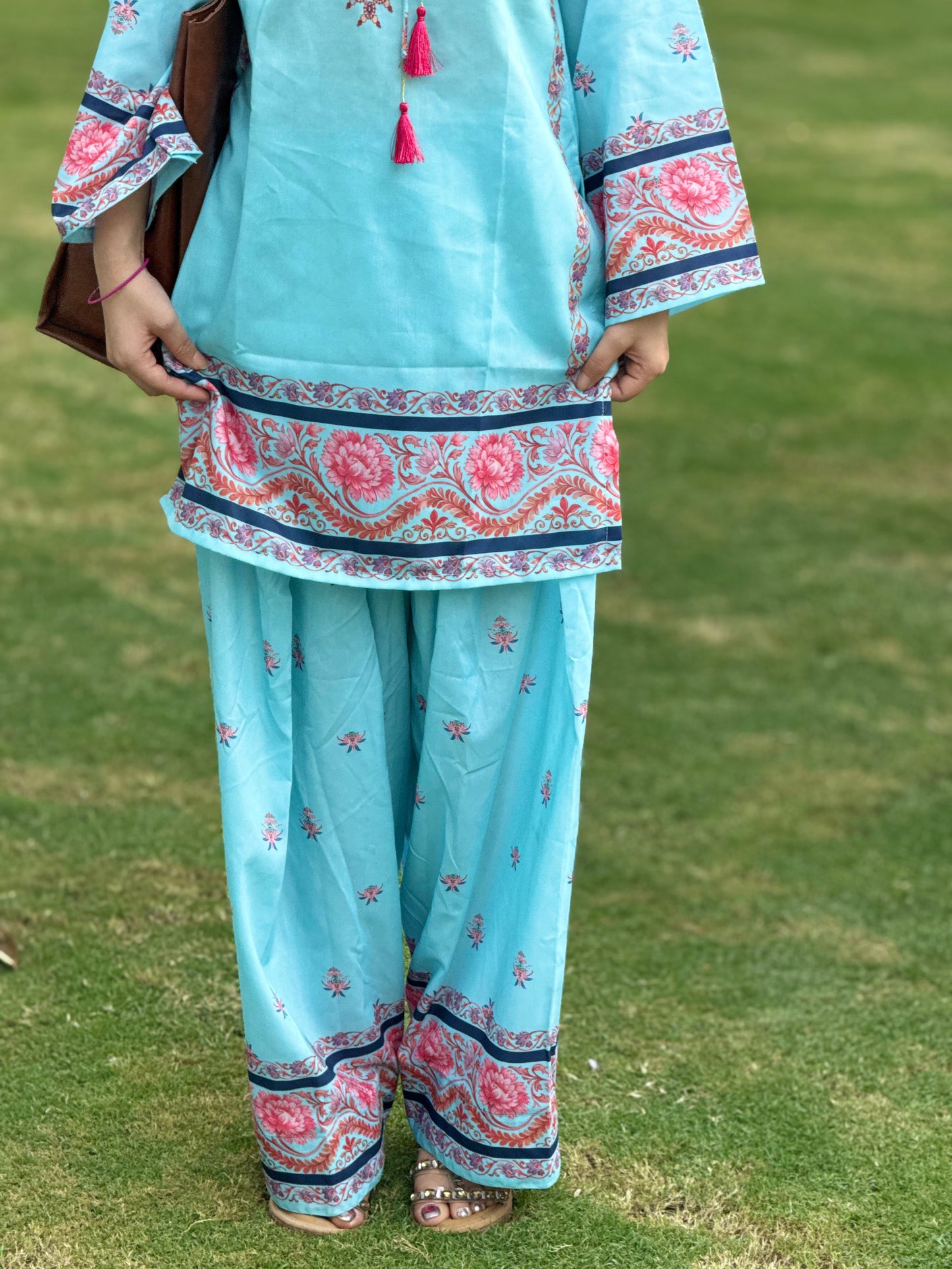 Muslin Digital Print Farshi Suit Set – Elegant Ethnic Wear for Women