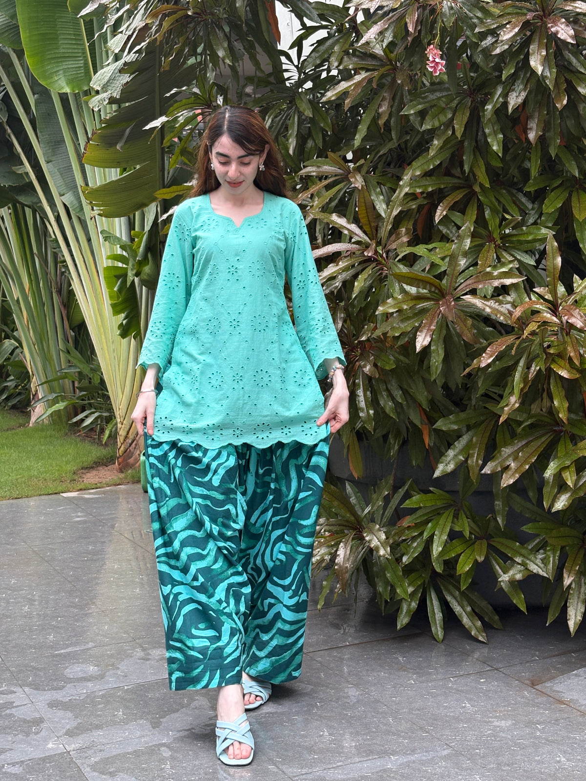 Turquoise Hakoba Farshi Suit Set – 2 Piece