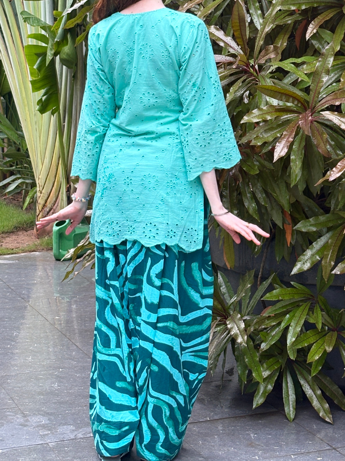 Turquoise Hakoba Farshi Suit Set – 2 Piece