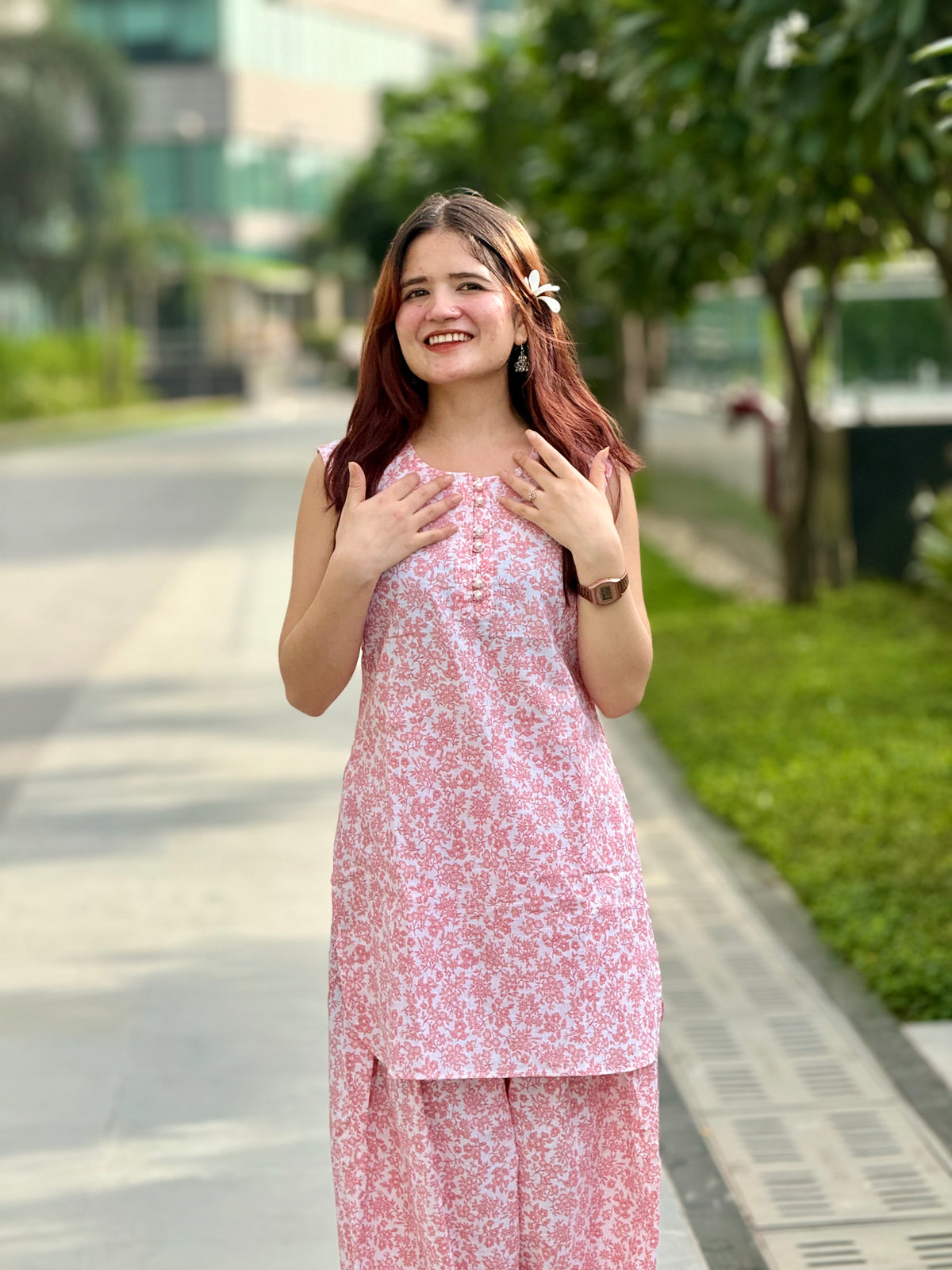 Premium Mal Slub Cotton 2-Piece Farshi Suit – Floral Print Kurti & Shalwar Set