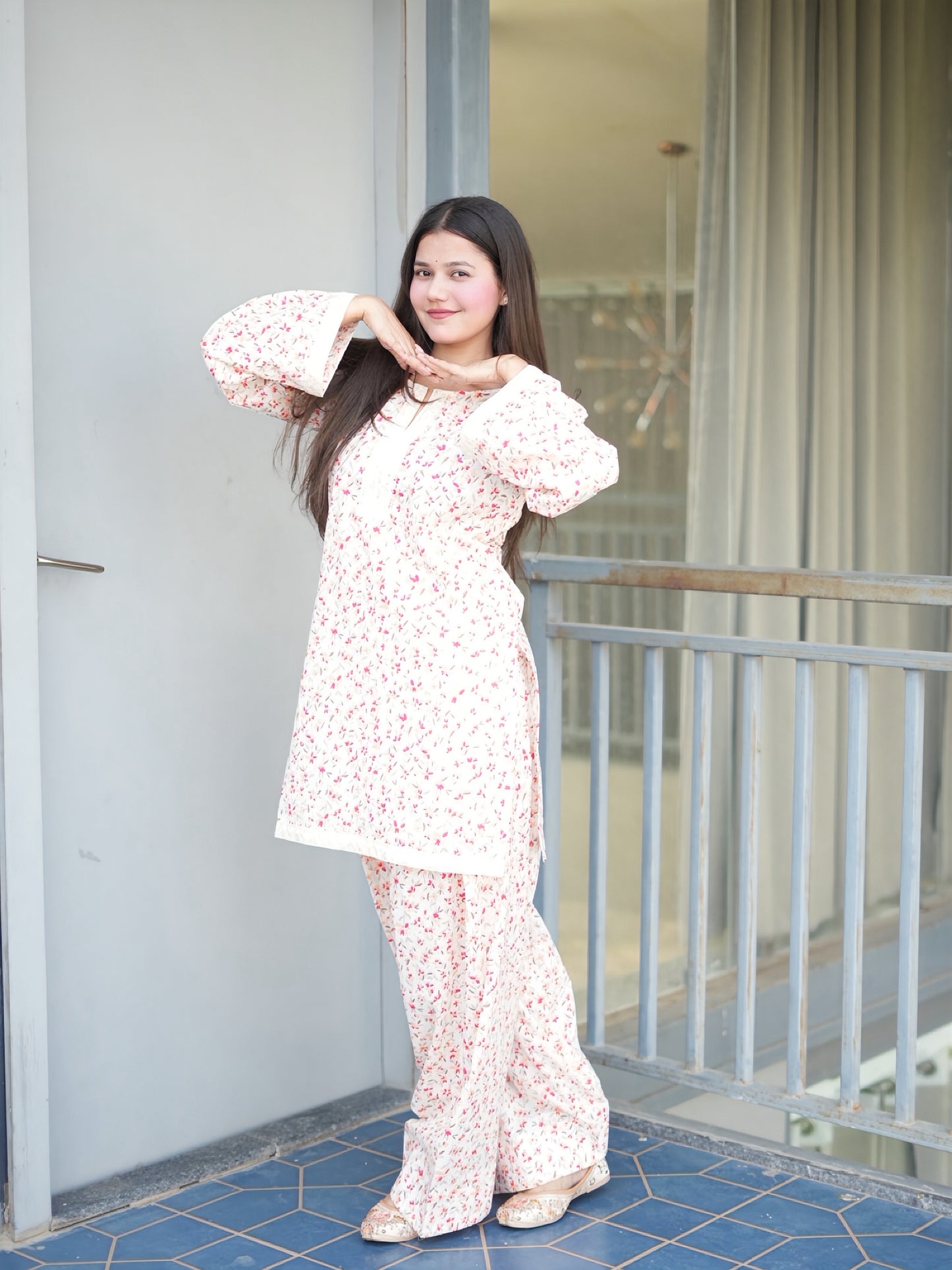 Off-White Floral Farshi Suit Set